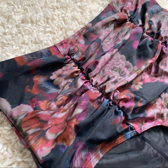 Rose Floral Print High Waist Ruched Swim Bottom - Never Worn! - Picture 4 of 7